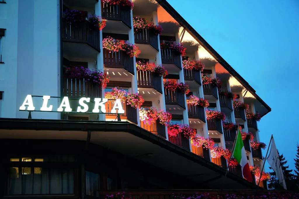 Hotel Alaska Cortina Cortina dʼAmpezzo 4*,