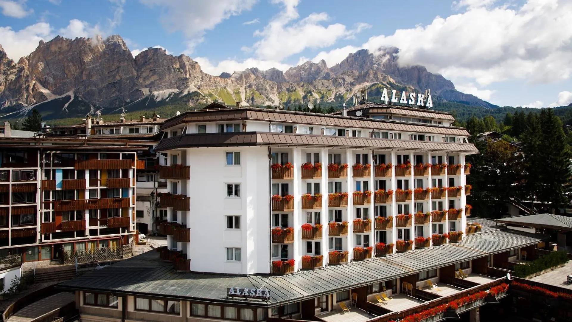 Hotel Alaska Cortina Cortina dʼAmpezzo 4*,  Itália