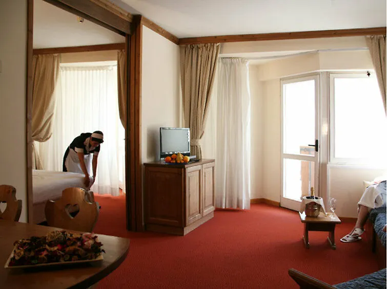 Hotel Alaska Cortina Cortina d'Ampezzo 4*,  Italy
